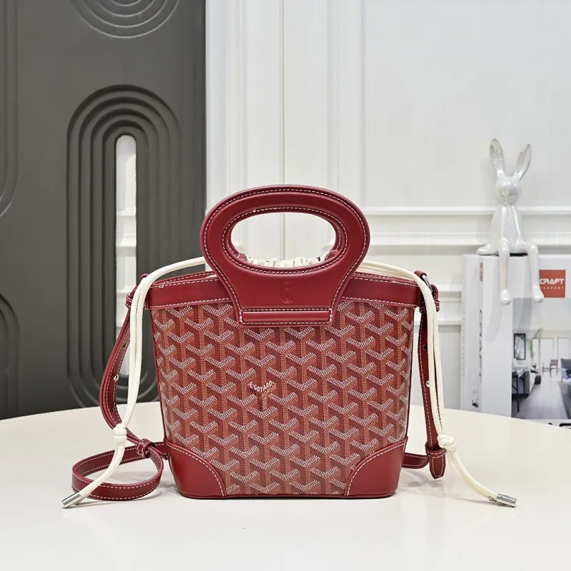 All Categories Official Website "Brand Women's Bags" Women's Bags 💙GOYARD 2026 New Goyard Crossbody Bag