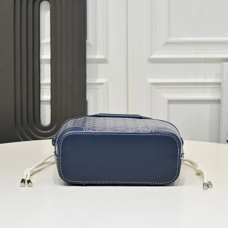 All Categories Official Website "Brand Women's Bags" Women's Bags 💙GOYARD 2026 New Goyard Crossbody Bag