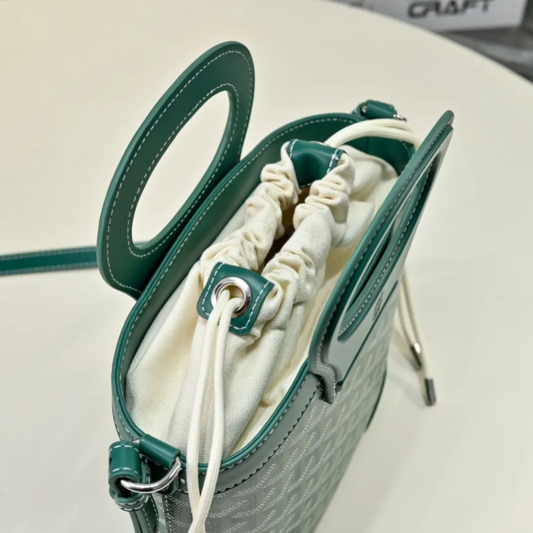 All Categories Official Website "Brand Women's Bags" Women's Bags 💙GOYARD 2026 New Goyard Crossbody Bag