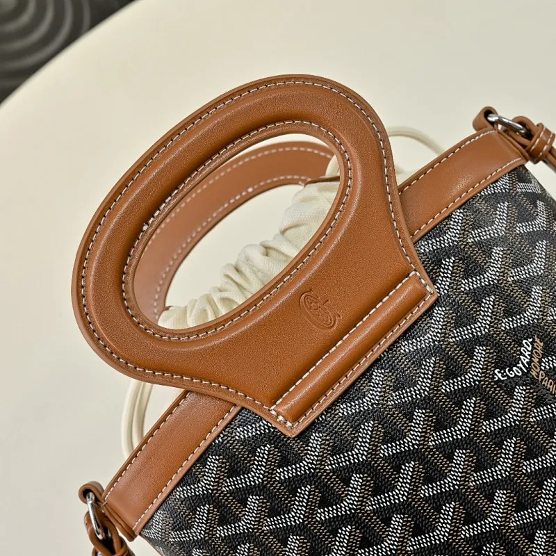 All Categories Official Website "Brand Women's Bags" Women's Bags 💙GOYARD 2026 New Goyard Crossbody Bag