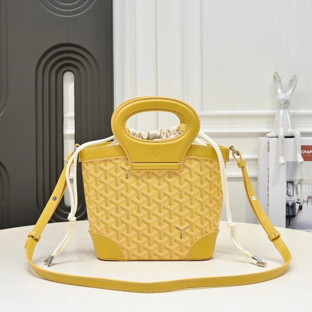 All Categories Official Website "Brand Women's Bags" Women's Bags 💙GOYARD 2026 New Goyard Crossbody Bag
