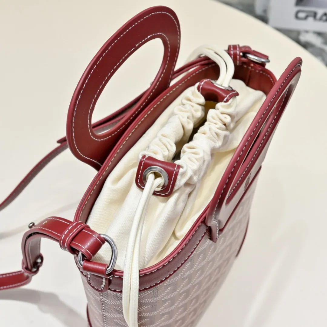 All Categories Official Website "Brand Women's Bags" Women's Bags 💙GOYARD 2026 New Goyard Crossbody Bag