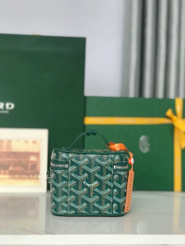 All Categories Official Website "Brand Women's Bags" Women's Bags 💙GOYARD 2025 New GOYARD Cosmetic Bag