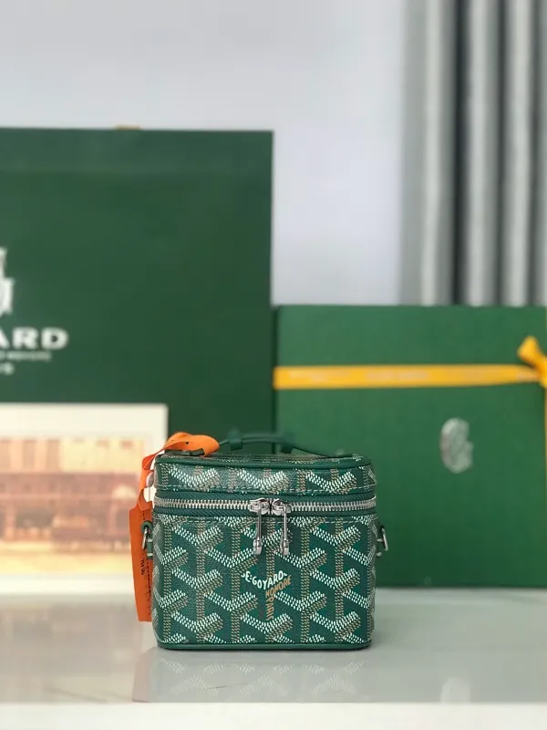 All Categories Official Website "Brand Women's Bags" Women's Bags 💙GOYARD 2025 New GOYARD Cosmetic Bag