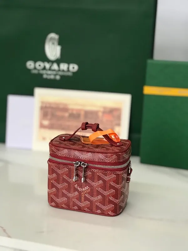 All Categories Official Website "Brand Women's Bags" Women's Bags 💙GOYARD 2025 New GOYARD Cosmetic Bag