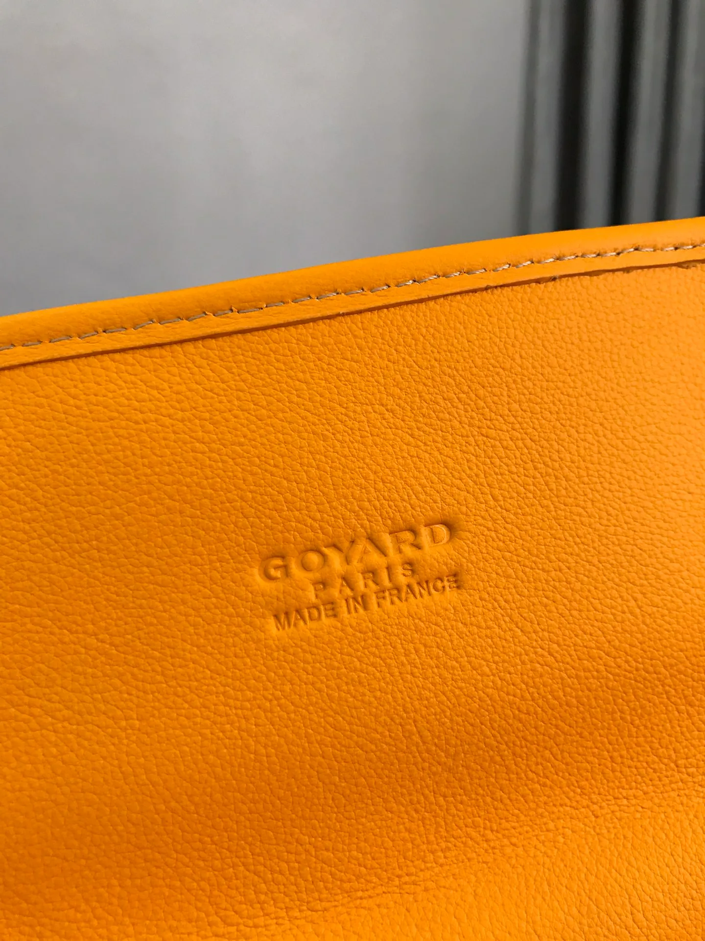 720❤️Goyard Saint Leger folding backpack The Saint Leger bag follows Goyard's consistent principles of modular design and functionality. It has a large internal space and is equipped with a detachable and adjustable shoulder strap. It can be cleverly converted into a briefcase or backpack. It is an indispensable and excellent companion for daily travel❤️ Size: 33*35*16cm 🔎: 020318/020191