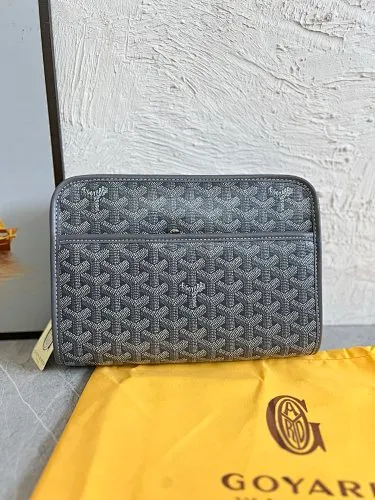 All categories Official website "Brand Women's Bags" Women's Bags 💙GOYARD 2025 new GOYARD toiletry bag