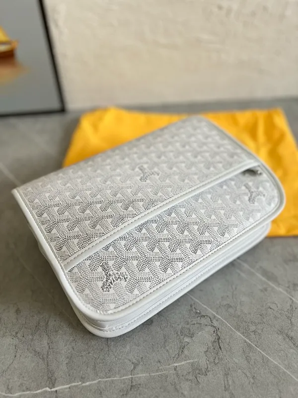 All categories Official website "Brand Women's Bags" Women's Bags 💙GOYARD 2025 new GOYARD toiletry bag