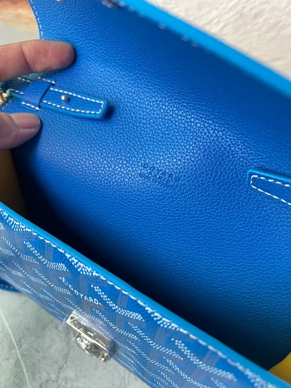 All Categories Official Website "Brand Women's Bags" Women's Bags 💙GOYARD 2025 New GOYARD Crossbody Bag