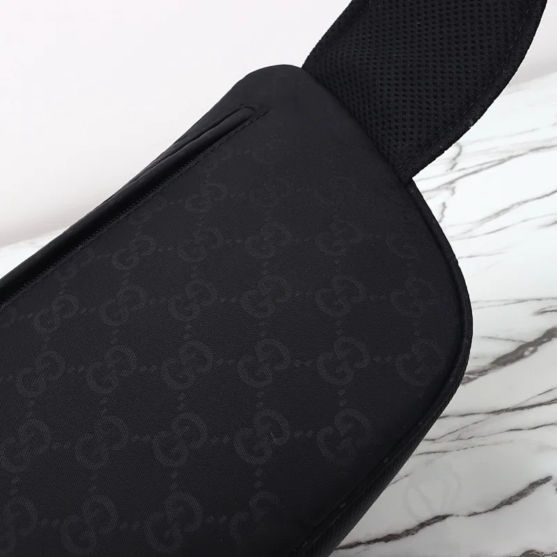 All categories 💚 Top version men’s bags 💚 GUCCI 2025 new GUCCI waist bag