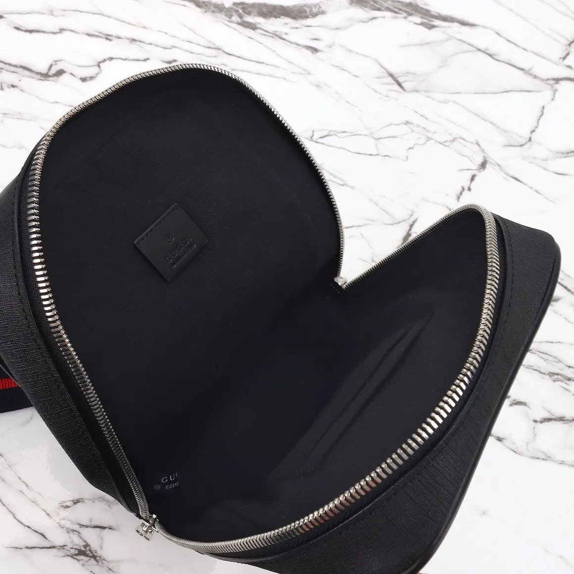 All categories 💚 Top version men’s bags 💚 GUCCI 2024 official website new GUCCI chest bag