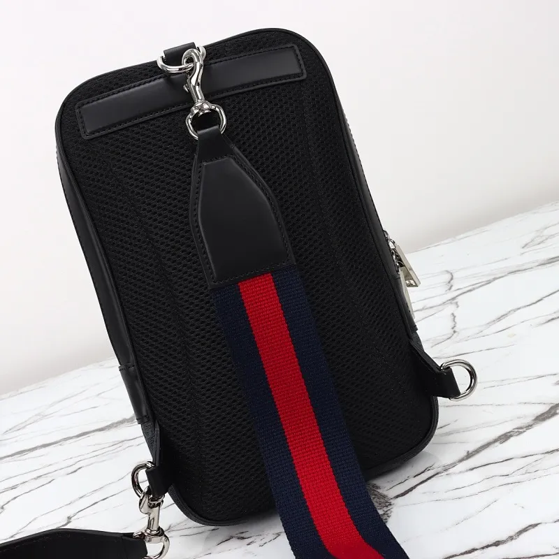 All categories 💚 Top version men’s bags 💚 GUCCI 2025 new GUCCI chest bag