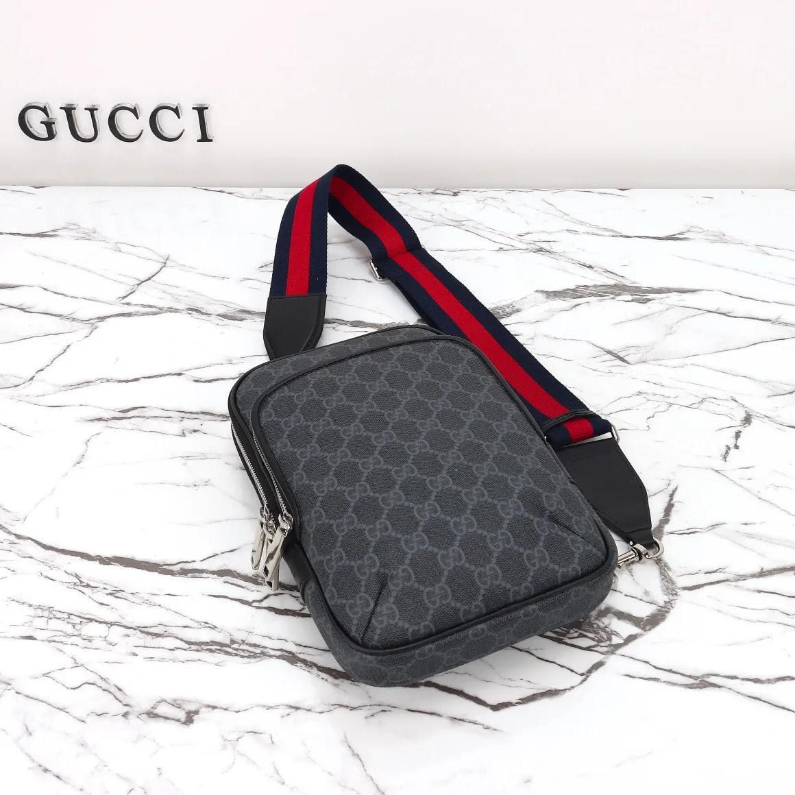 All categories 💚 Top version men’s bags 💚 GUCCI 2025 new GUCCI chest bag