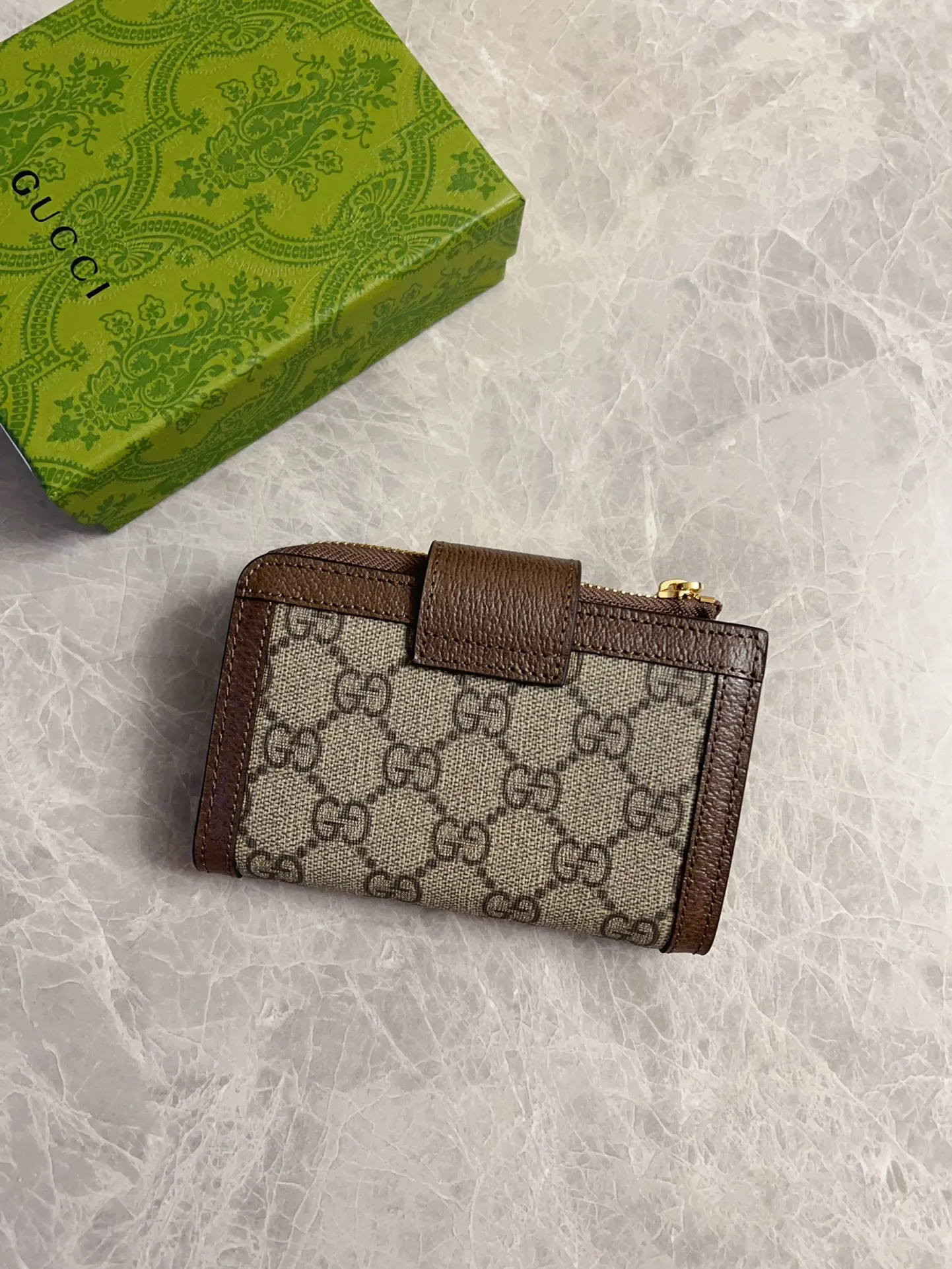 💰410 🇭🇺🇭🇺GG Marmont series card holder has arrived! Exquisite and generous! Model: 725662 Dimensions: 13x8.5x2cm. Color: PVC brown