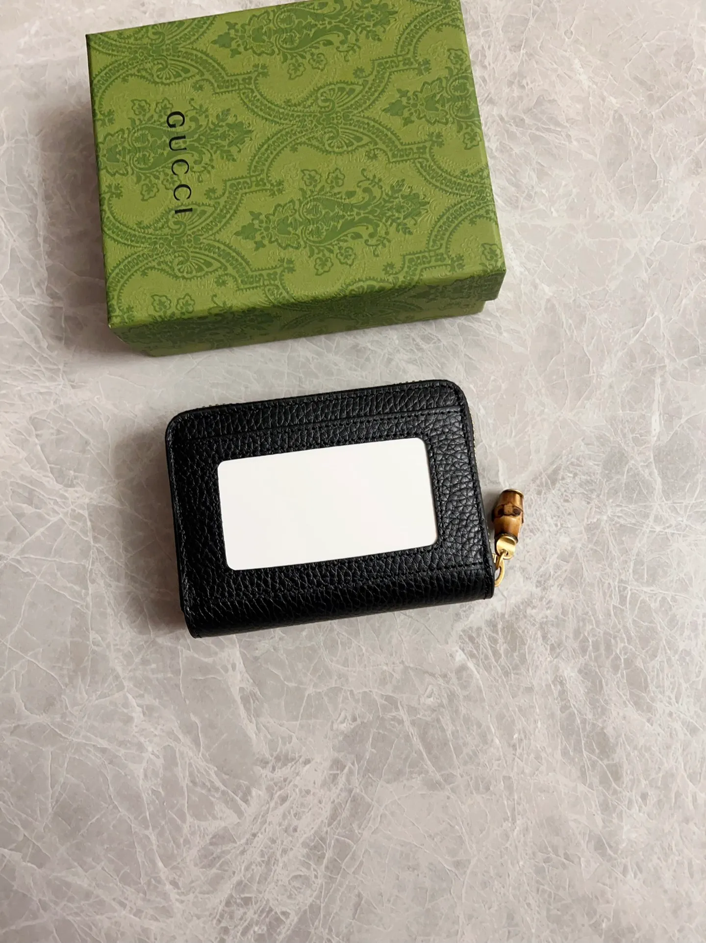 💰400🇭🇺🇭🇺GG Marmont series card holder has arrived! Exquisite and generous! Model: 739500 Dimensions: 11.5x9x2cm. Color: black/original leather.