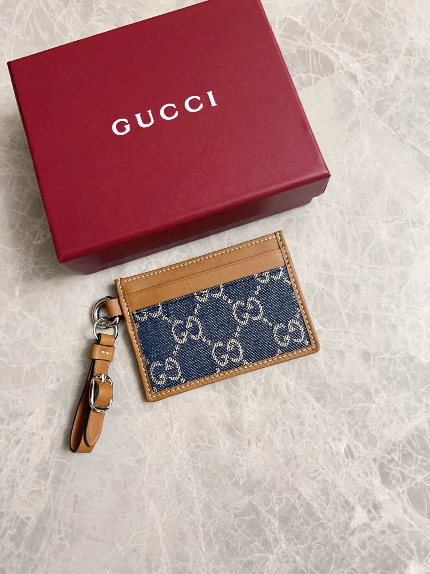💰280🇭🇺🇭🇺Original product! 🧽🧽jackie1961 denim denim series launches a new compact and noble style🧽🧽White hardware buckles and washed denim make the whole design exude elegance and timelessness🧽🧽Exquisite and fashionable! 🧽🧽Model: 829121, size: 7x10cm, color: denim/brown leather