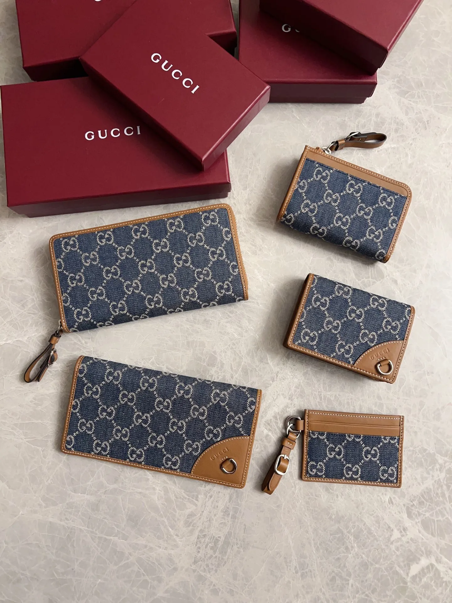 💰280🇭🇺🇭🇺Original product! 🧽🧽jackie1961 denim denim series launches a new compact and noble style🧽🧽White hardware buckles and washed denim make the whole design exude elegance and timelessness🧽🧽Exquisite and fashionable! 🧽🧽Model: 829121, size: 7x10cm, color: denim/brown leather