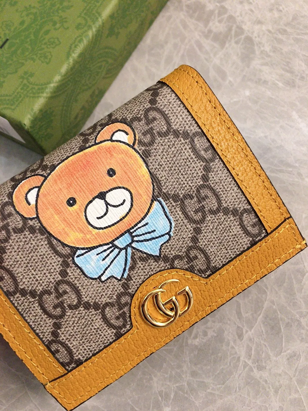 💰370 🇭🇺🇭🇺GUCCI KAI Kim Jong-in Joint Bear Series 🍃🍃 Short card holder ~ wallet 🍃🍃Model: 660510, size: 11x8x2.5cm, 🍃🍃made from original leather!