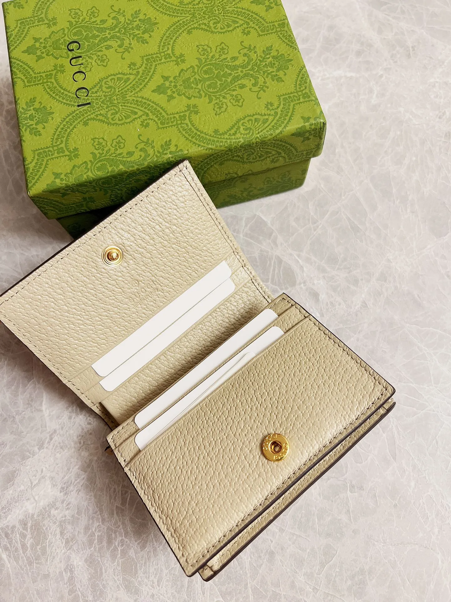 💰330🇭🇺🇭🇺 The new model is synchronized with the official website! Ophidia series ~ short card holder/wallet, 🏴 char holder/wallet, 🏴 awning Supreme high-grade PVC fabric🏴‍awncharnbar 🏴　　　　🏴Nicola