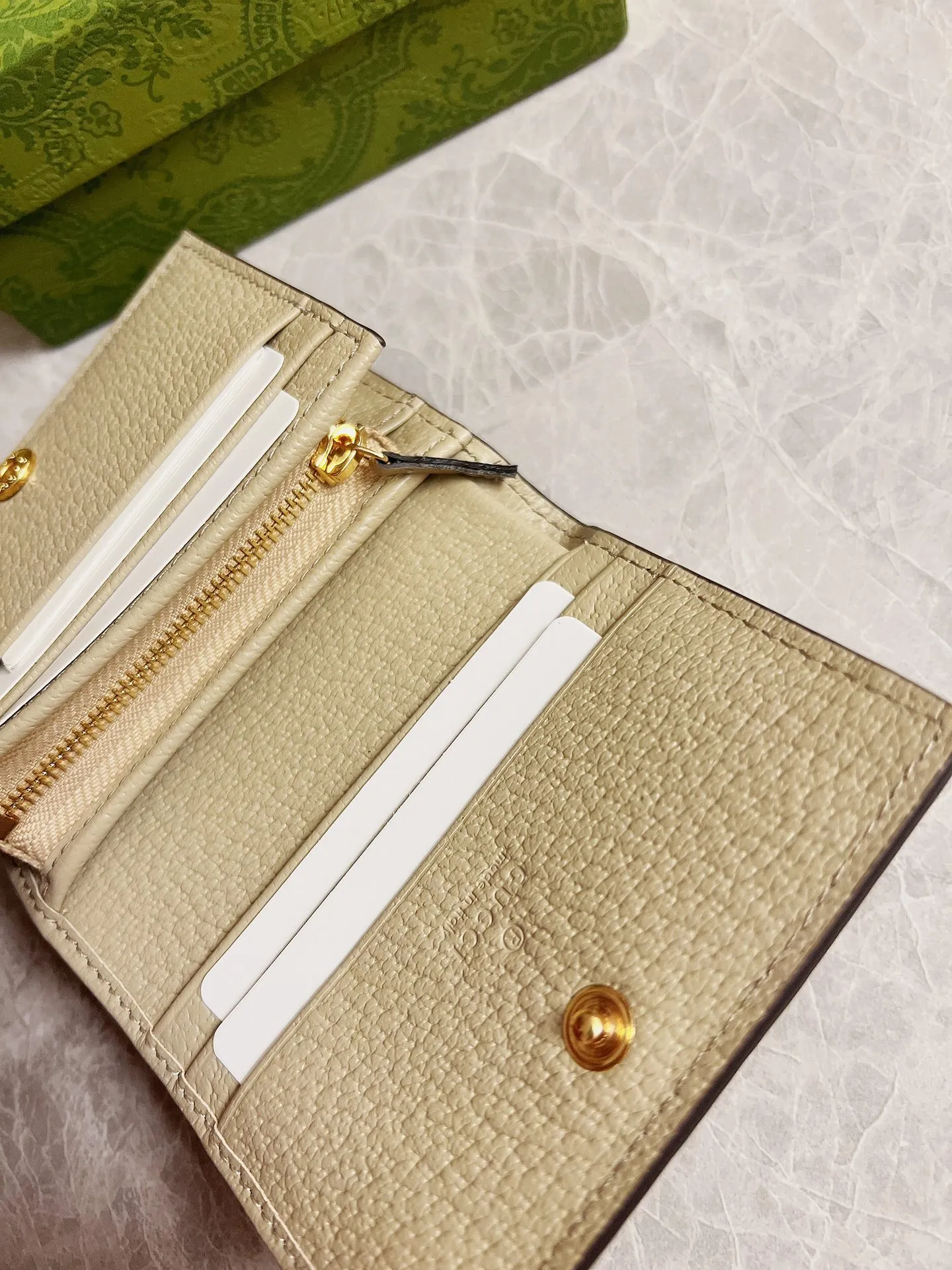 💰330🇭🇺🇭🇺 The new model is synchronized with the official website! Ophidia series ~ short card holder/wallet, 🏴 char holder/wallet, 🏴 awning Supreme high-grade PVC fabric🏴‍awncharnbar 🏴　　　　🏴Nicola