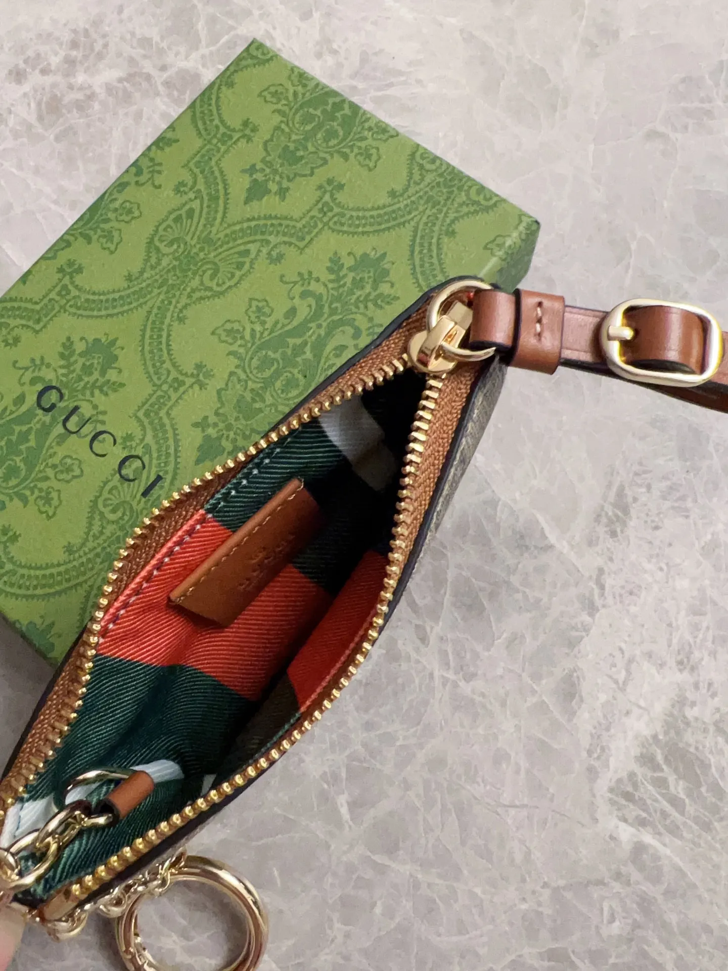 💰320 🇮🇹🇮🇹Gucci’s latest GG Supreme premium PVC with original cowhide small wallet/key bag/lipstick bag🌾🌾Model: 819113, size: 12×7.5cm