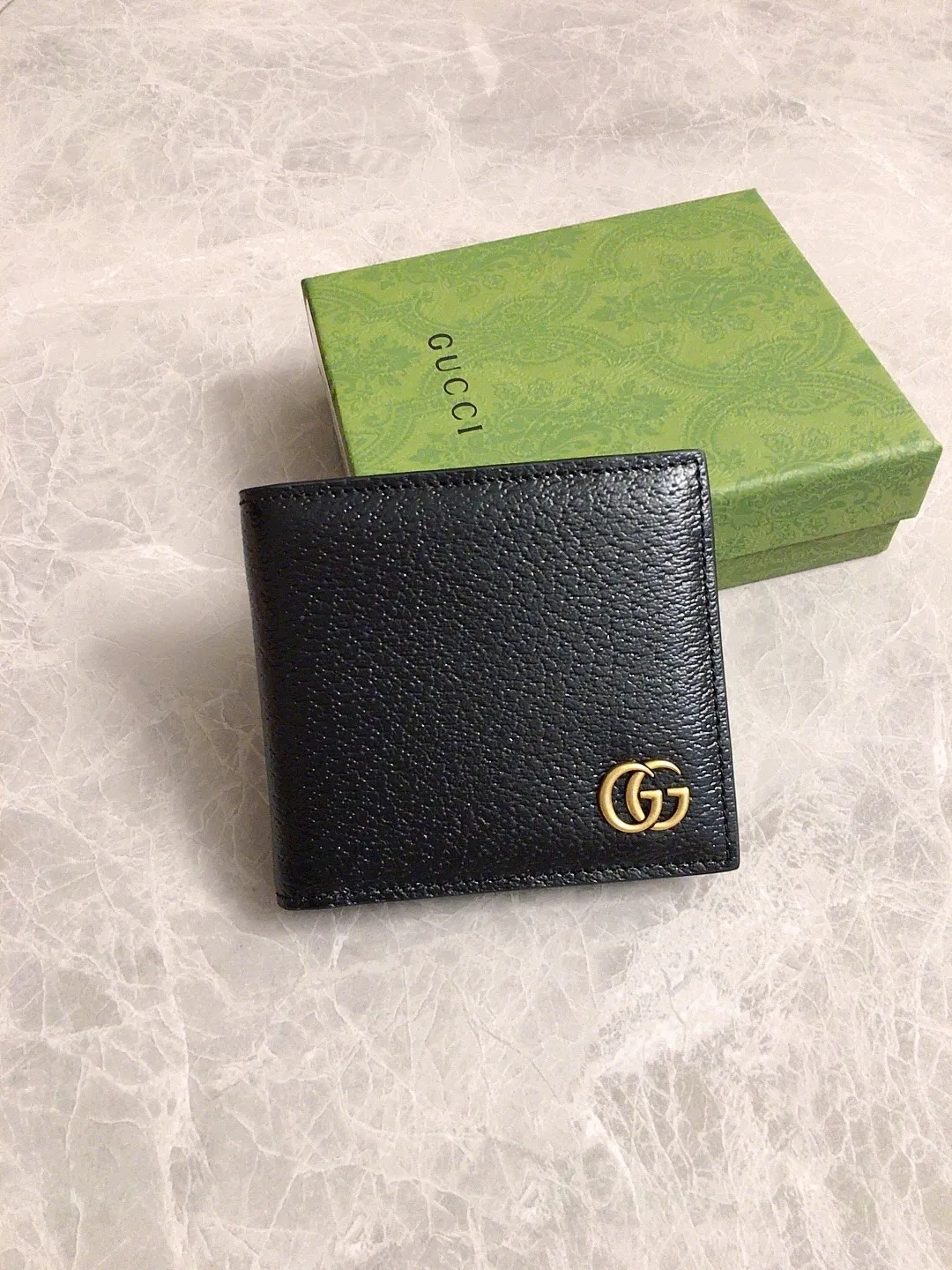 💰280🇭🇺🇭🇺The latest version of the GG marmont short wallet at the counter🚇🚇Model: 428726, Color: Gram, Bronze Double G logo🚇🚇Imported original pig grain leather is perfect to the extreme,🚇🚇Exclusive real-life photos 🚇🚇Size: 11x9x1.5cm