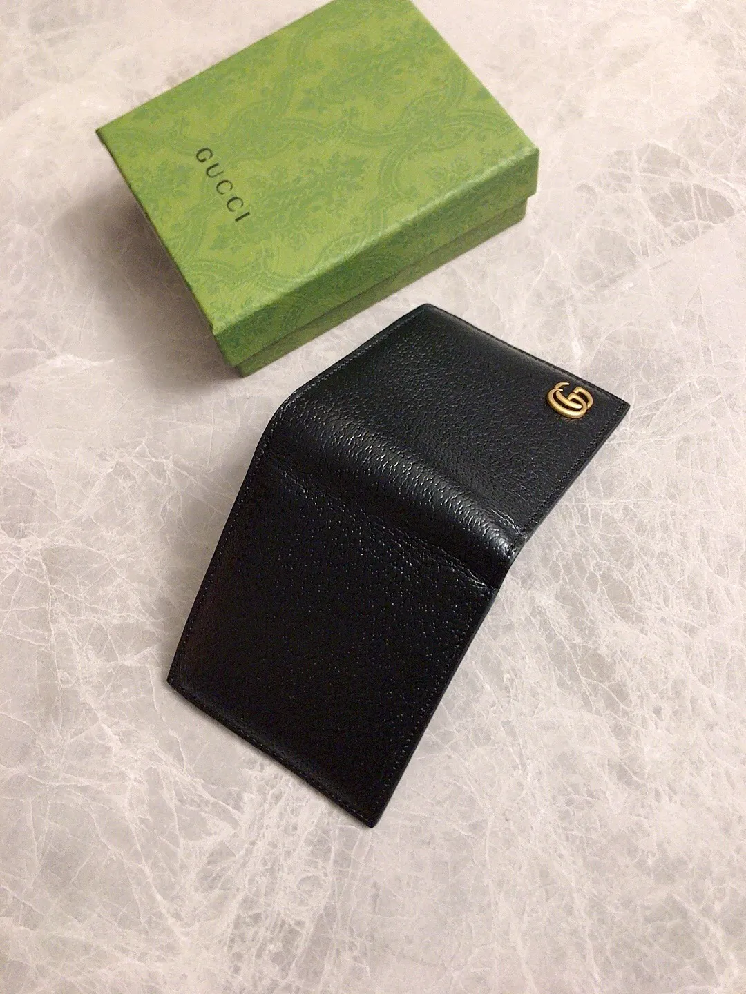 💰280🇭🇺🇭🇺The latest version of the GG marmont short wallet at the counter🚇🚇Model: 428726, Color: Gram, Bronze Double G logo🚇🚇Imported original pig grain leather is perfect to the extreme,🚇🚇Exclusive real-life photos 🚇🚇Size: 11x9x1.5cm