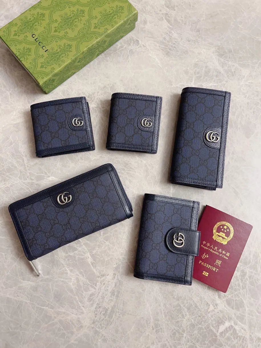 💰300🇭🇺🇭🇺GucciO’s latest phidia series short wallet, Ophidia series items have endless retro feelings. Dark blue GG Supreme canvas, dark blue cowhide piping, palladium tone accessories Double G Model: 597609 (insert card on one side and coin pocket on the other) Size: 12x 9.5cm Color: dark blue/pvc.