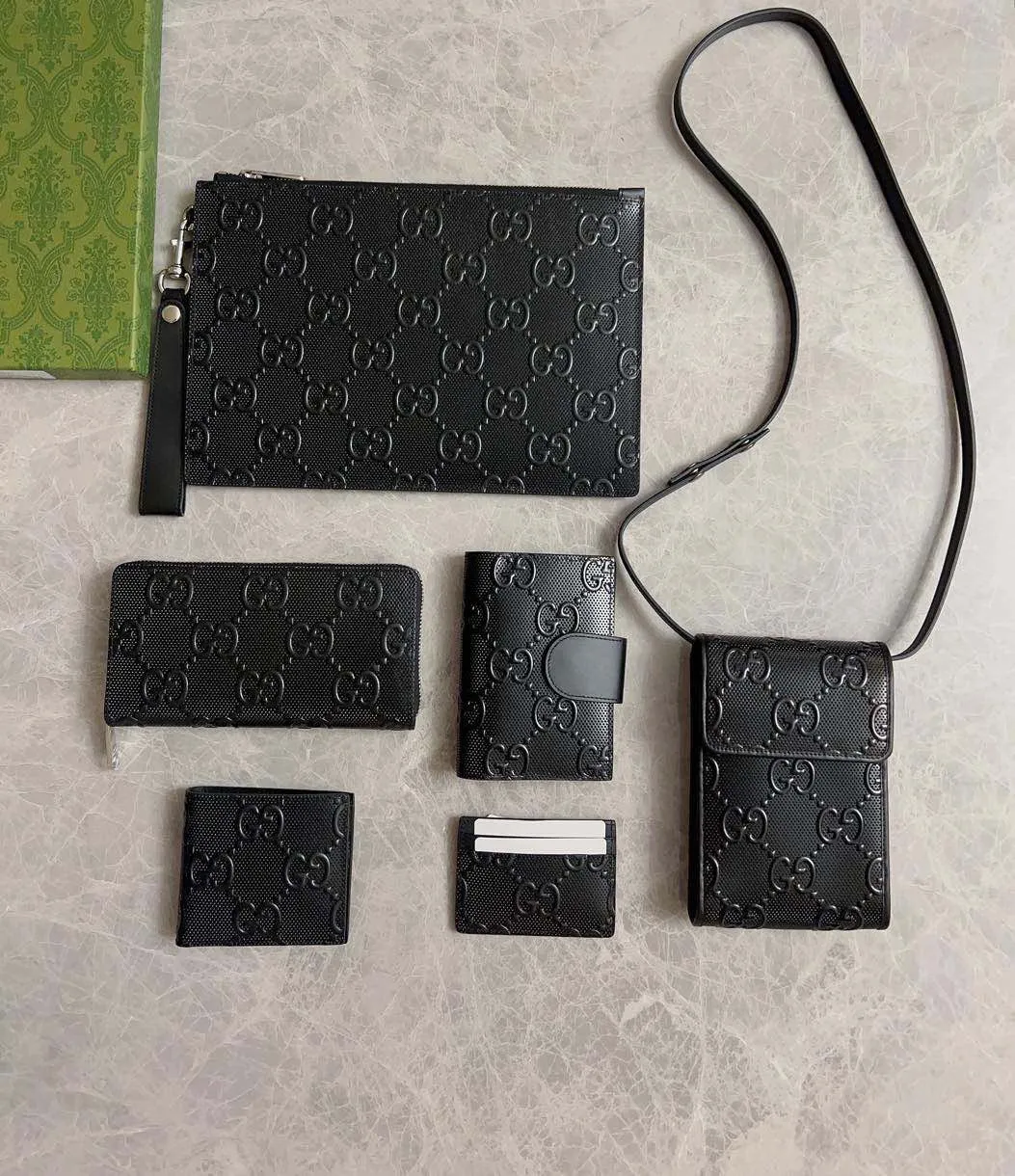💰420 🇭🇺🇭🇺gucci~2020 early autumn new wallet🧼🧼GG original factory cowhide cleverly integrated into punching and brand logo double G embossing🧼🧼Highlights extraordinary design quality, simple and elegant, super large capacity, very practical🧼🧼Photo taken in person, model: 625558, color: Gram leather, size: 19.5×10×2.5cm