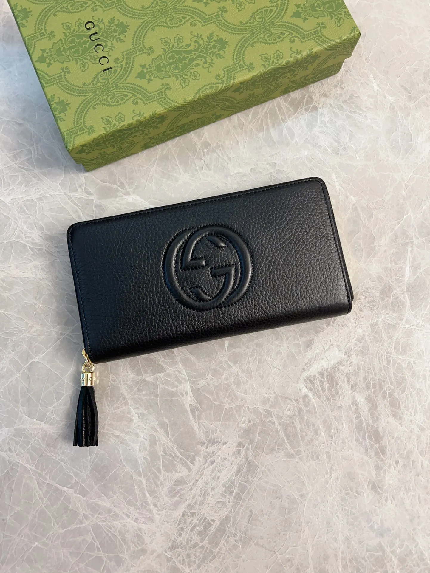 💰420 🇮🇹🇮🇹All the pictures above are in stock🗺🗺Be sure to do your best! ! Women's zipper wallet 308004 Original textured cowhide🗺🗺Original hardware, low-key and elegant, super stylish, fashionable 🗺🗺 Black and bright red🍻🍻Size 19.5-10-2.5