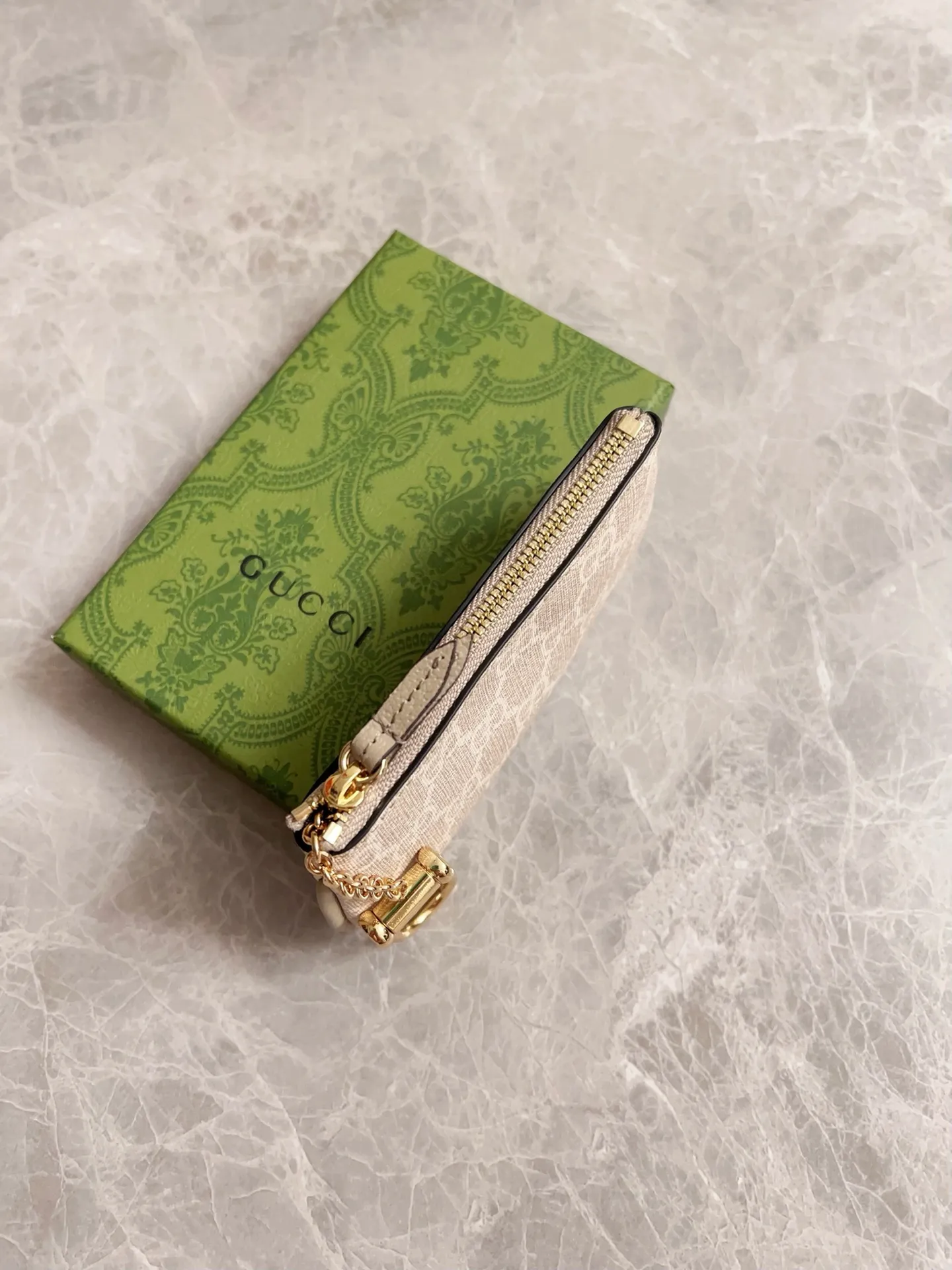 💰340 🇭🇺🇭🇺GG brand new small coin purse ~ lipstick bag 🪅🪅 Made of imported cowhide leather and PVC , 🪅🪅 with exquisite original factory double G hardware 🪅🪅, flexible and unique hook buckle, small and exquisite, great effect, model: 772321, color: khaki pvc, size: 12x7.5x1.5cm