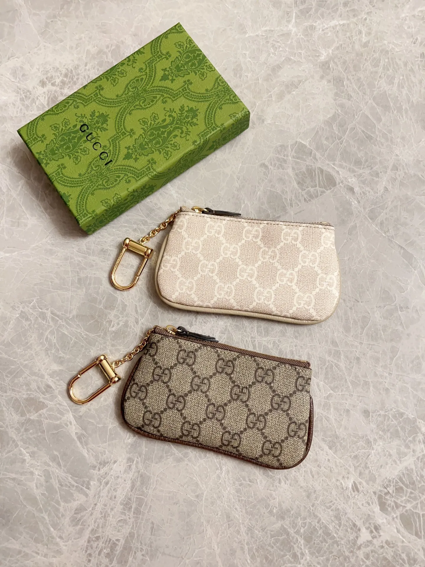 💰340 🇭🇺🇭🇺GG brand new small coin purse ~ lipstick bag 🪅🪅 Made of imported cowhide leather and PVC , 🪅🪅 with exquisite original factory double G hardware 🪅🪅, flexible and unique hook buckle, small and exquisite, great effect, model: 772321, color: khaki pvc, size: 12x7.5x1.5cm
