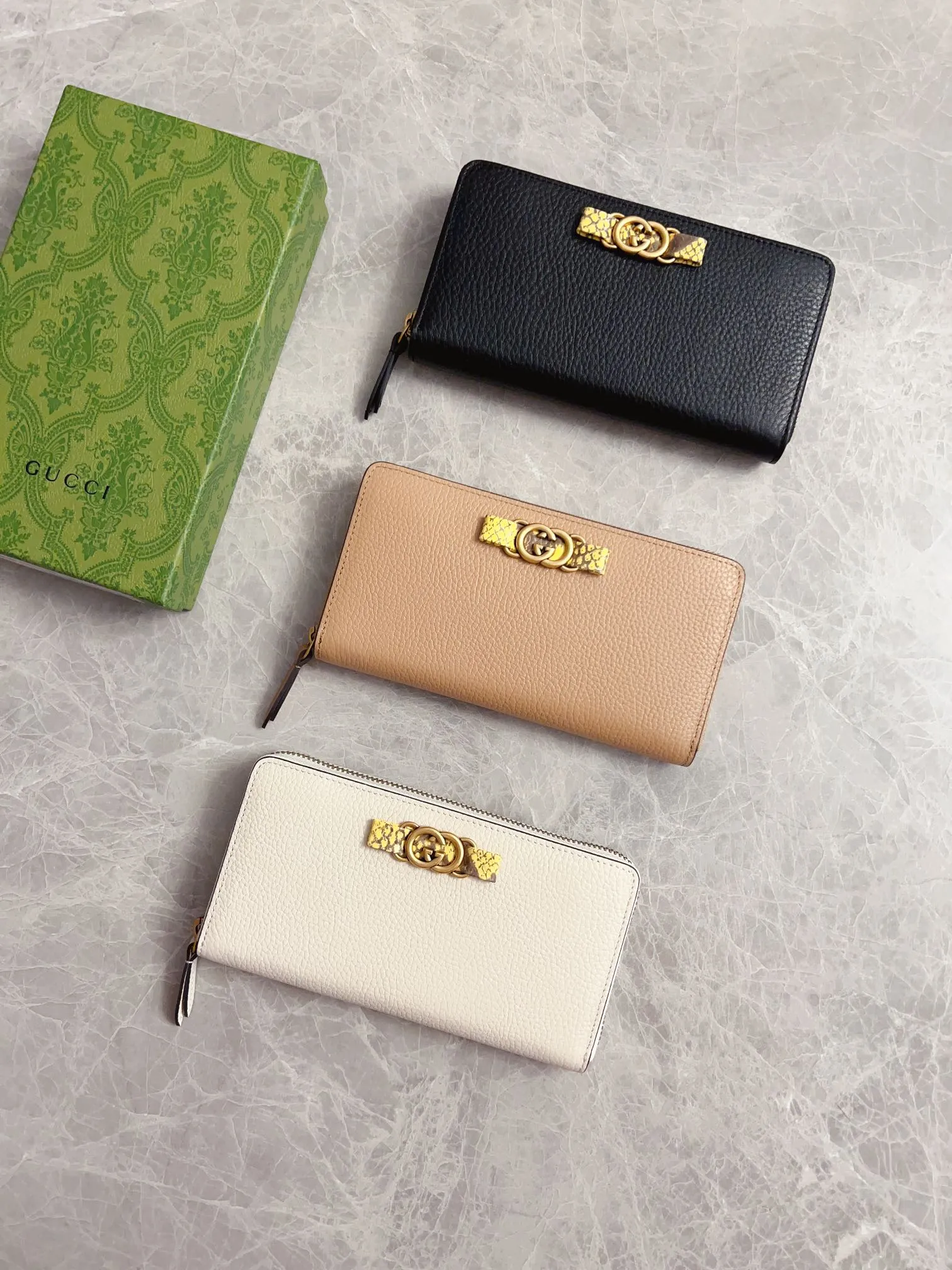 746056, 750461, 750458, 746059, new! new! new! Arrived in all colors!
