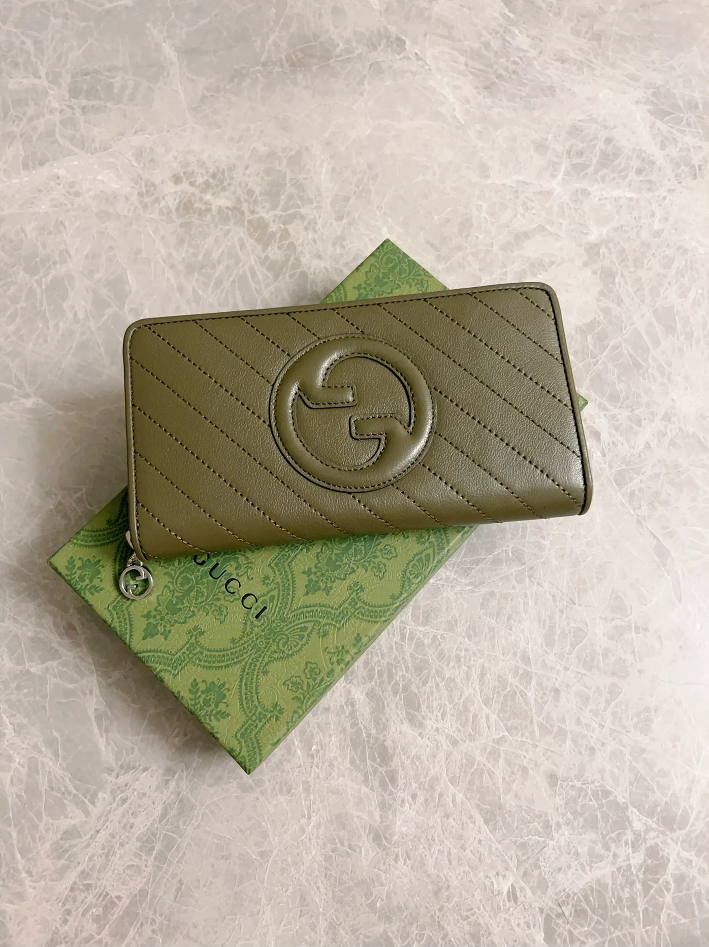 💰480🇭🇺🇭🇺Gucci Blondie series full zipper wallet Model: 760312 Size: 11 (length) x 19.5 (width) x 3cm (thickness) Color: gray/original leather. Made in Italy