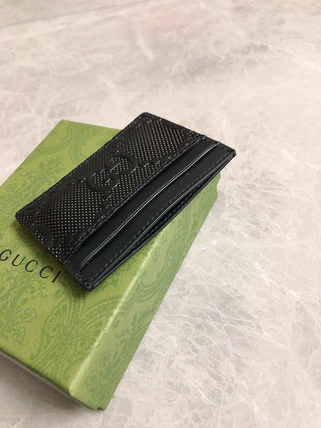 💰230🇭🇺🇭🇺gucci~ 2020 early autumn new style ~ card holder 🧼🧼GG original factory cowhide cleverly integrated into punching and brand logo double G embossing 🧼🧼 Highlights extraordinary design quality, simple and elegant, super large capacity, fashionable must-have item! Very practical🧼🧼Real shot, model: 625564, color: Kepi, size: 10x7cm