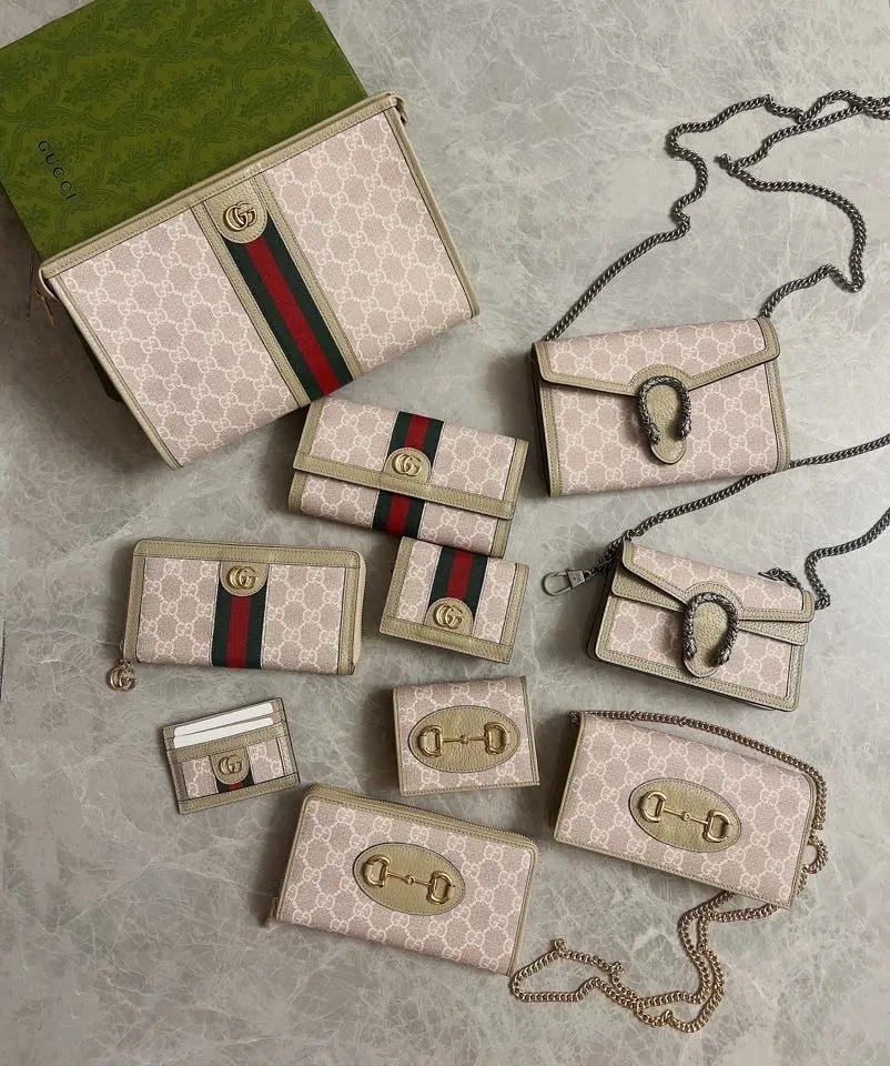 💰210🇭🇺🇭🇺 The official website is synchronized with the new model! Ophidia series ~ small card holder 🏴 char holder 🏴 char holder 🏴 char holder 🏴 char holder using GG Supreme high-grade PVC fabric🏴‍awncharnbar 🏴　　　　🏴Nicola