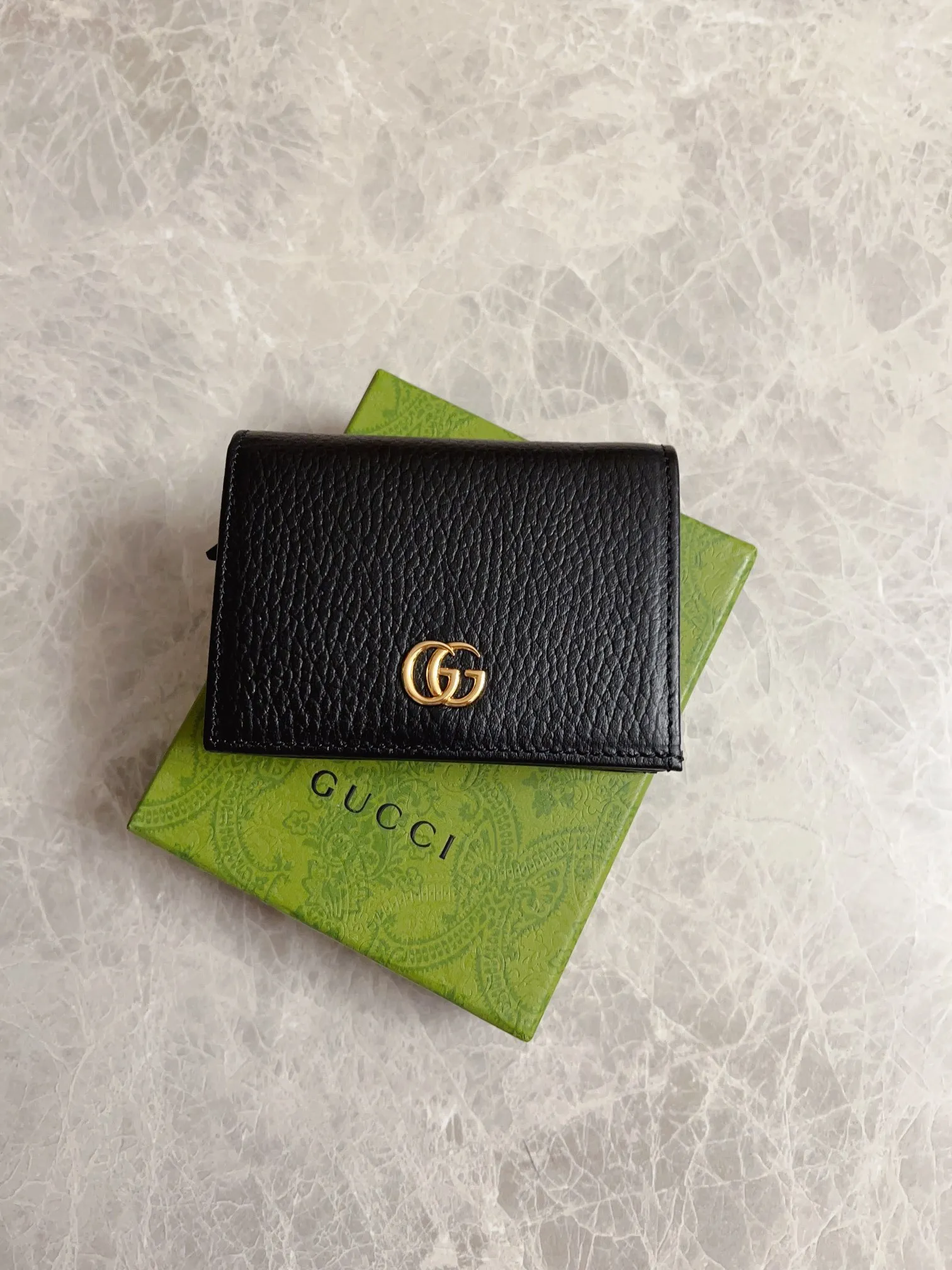 💰330 🇭🇺🇭🇺 New card holder ~ wallet, original quality! 🌾🌾Model number: 456126, imported natural cowhide leather🌾🌾with the latest double G metal logo🌾🌾Size: 11x 9x 3cm, color: black, bright red, nude pink, elephant gray, exquisite and luxurious🌾🌾