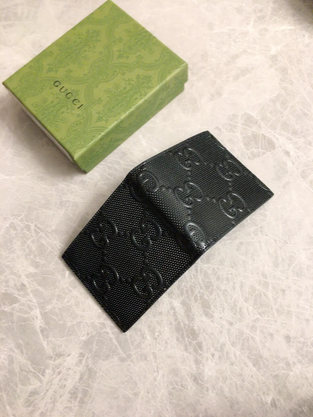 💰300🇭🇺🇭🇺gucci~2020 early autumn new style~short clip bag 🧼🧼GG original factory cowhide cleverly integrated into punching holes and brand logo double G embossing🧼🧼Highlights extraordinary design quality, simple and elegant, super large capacity, fashionable must-have item! Very practical🧼🧼Real shot, model: 625562, color: Kepi, size: 12×9.7cm