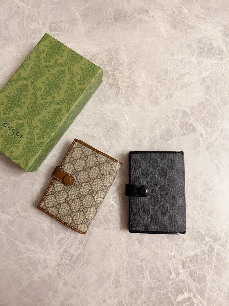 Passport holder brown PVC black PVC 724562