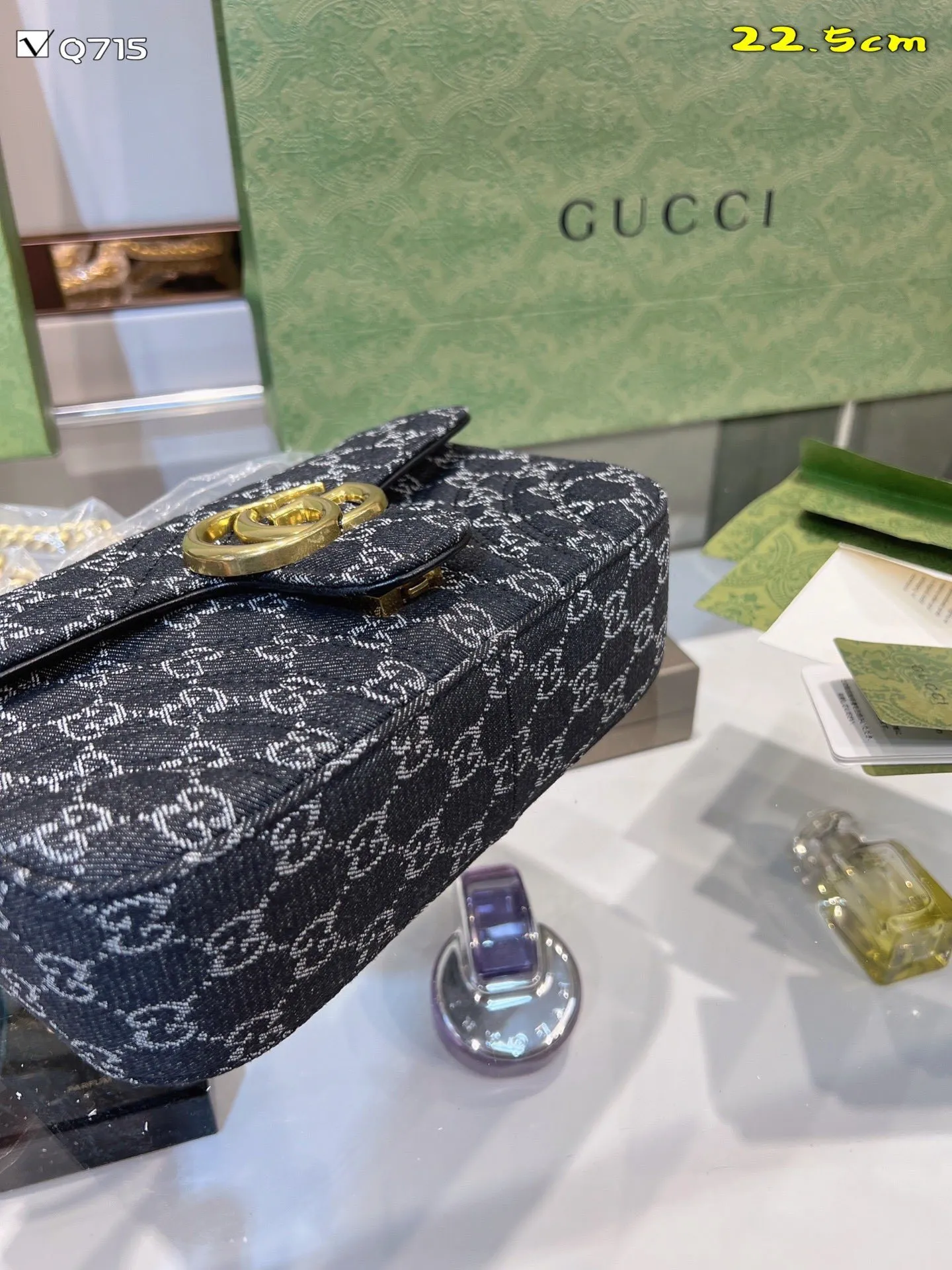 All categories Official website "Brand Women's Bags" Women's Bags 💙 GUCCI 2022 official new Gucci crossbody bag wholesale 58001400 High quality Specifications: 22.5-14 CM