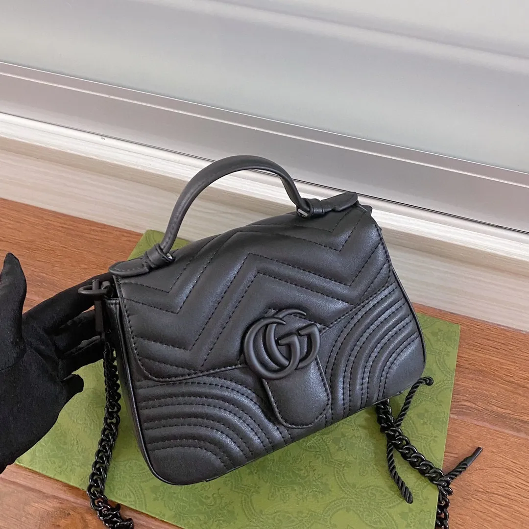 All categories Official website "Brand Women's Bags" Women's Bags 💙 GUCCI 2022 Official New Style Gucci Crossbody Bag Wholesale 58001900 High Quality Specifications: 21-15.5-8CM