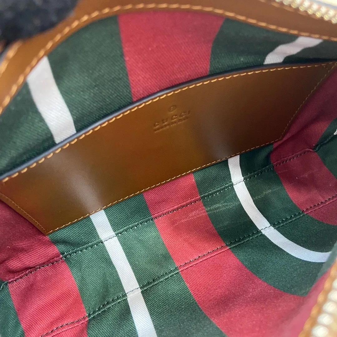 All Categories Official Website "Brand Women's Bags" Women's Bags 💙 GUCCI 2025 New GUCCI Crossbody Bag