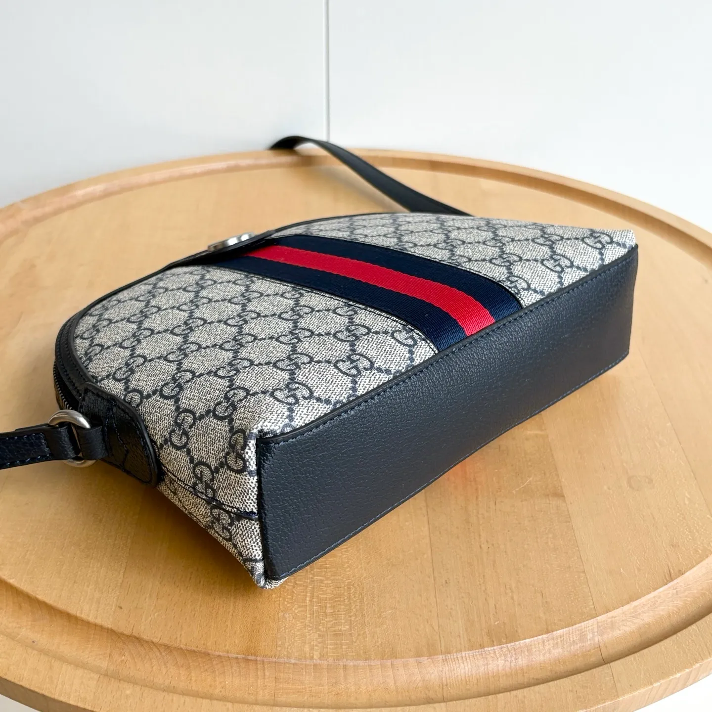 All Categories Official Website "Brand Women's Bags" Women's Bags 💙 GUCCI 2026 New GUCCI Crossbody Bag