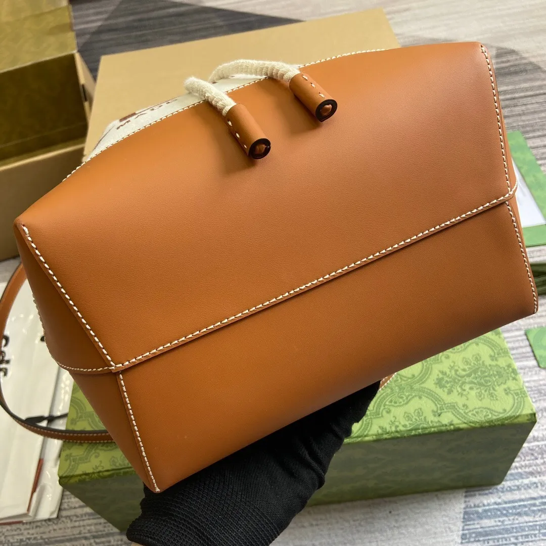 All Categories Official Website "Brand Women's Bags" Women's Bags 💙 GUCCI 2025 New GUCCI Crossbody Bag