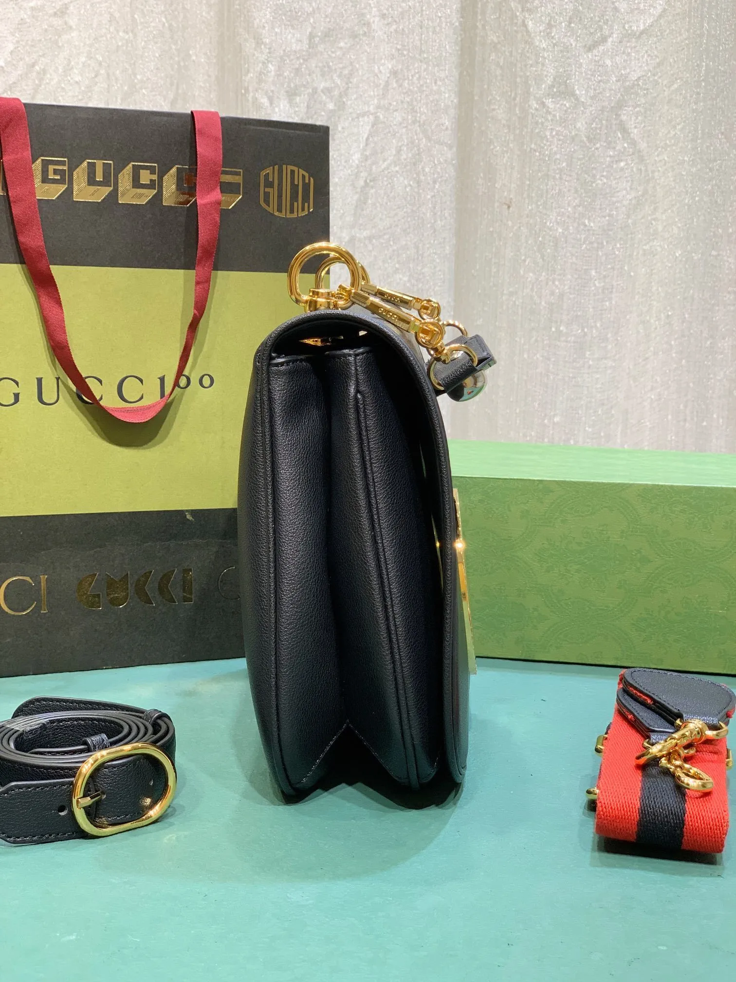 All categories Official website "Brand Women's Bags" Women's Bags 💙 GUCCI 2023 latest GUCCI crossbody bag