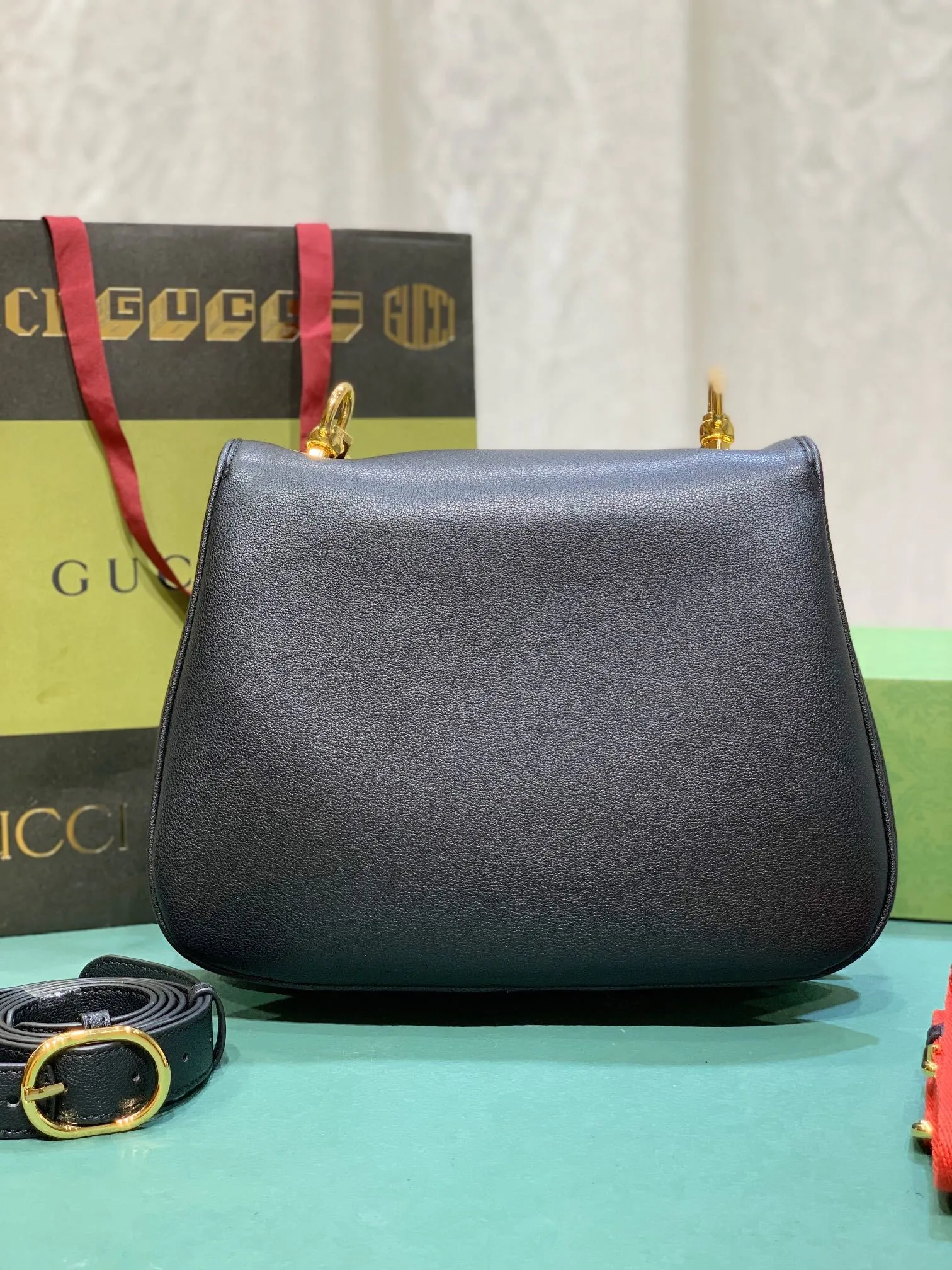 All categories Official website "Brand Women's Bags" Women's Bags 💙 GUCCI 2023 latest GUCCI crossbody bag