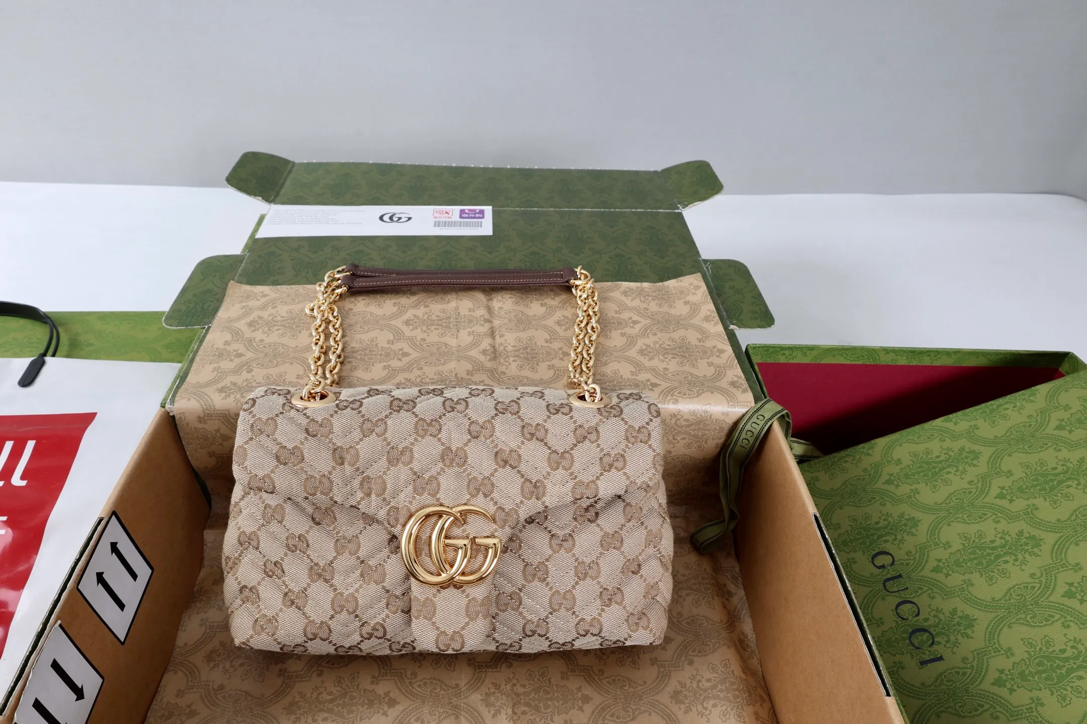 All categories Official website "Brand Women's Bags" Women's Bags 💙 GUCCI 2026 GUCCI new crossbody shoulder bag
