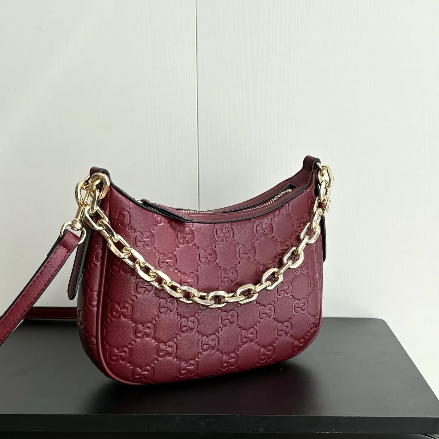 All Categories Official Website "Brand Women's Bags" Women's Bags 💙 GUCCI 2026 New GUCCI Crossbody Bag