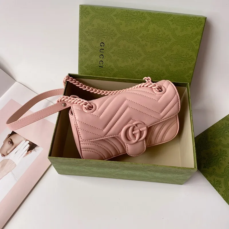 All categories Official website "Brand Women's Bags" Women's Bags 💙 GUCCI 2022 Official New Gucci Crossbody Bag Wholesale 58001900 High Quality Specifications: 22-13-6CM