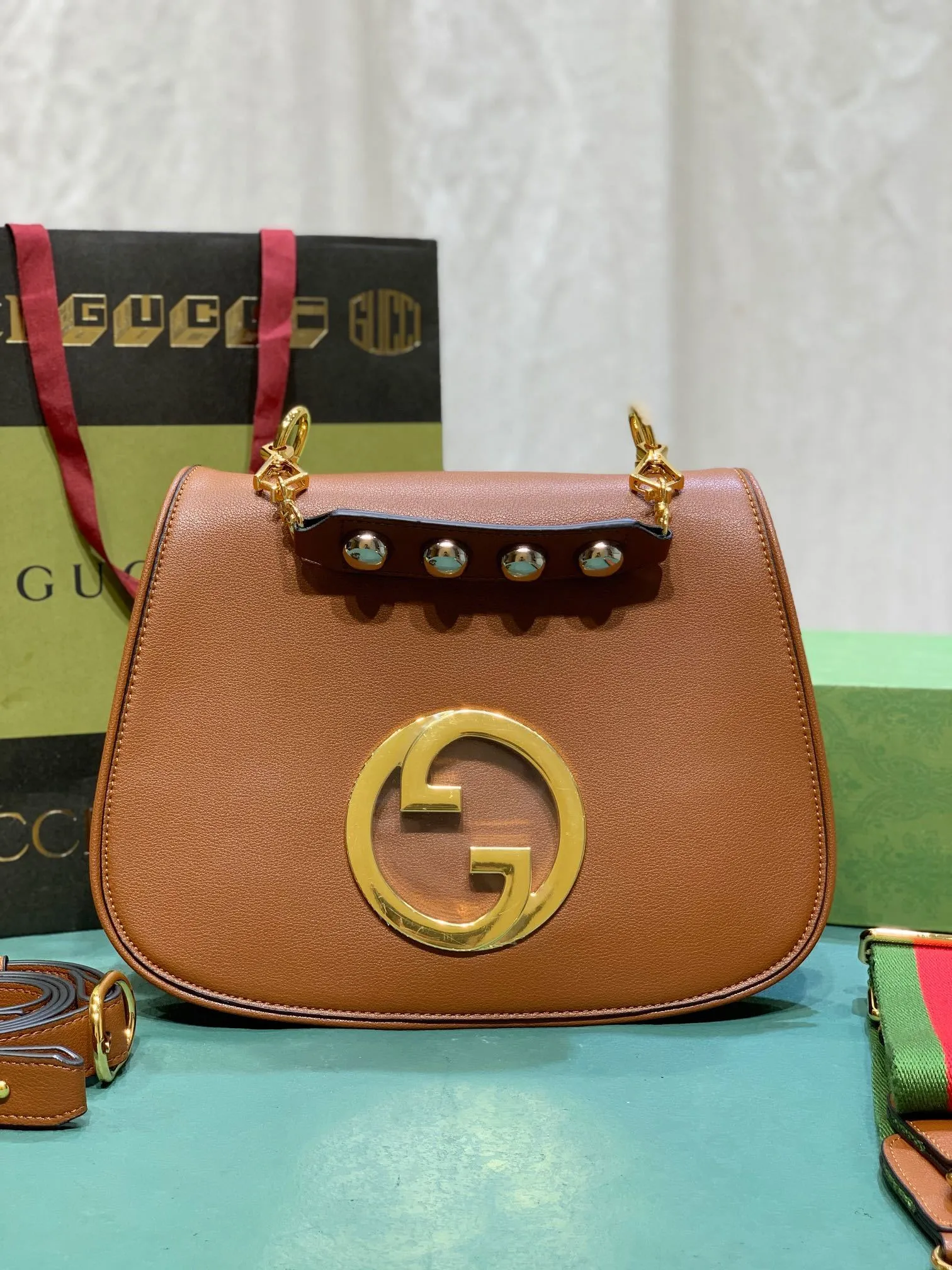 All categories Official website "Brand Women's Bags" Women's Bags 💙 GUCCI 2024 latest GUCCI crossbody bag